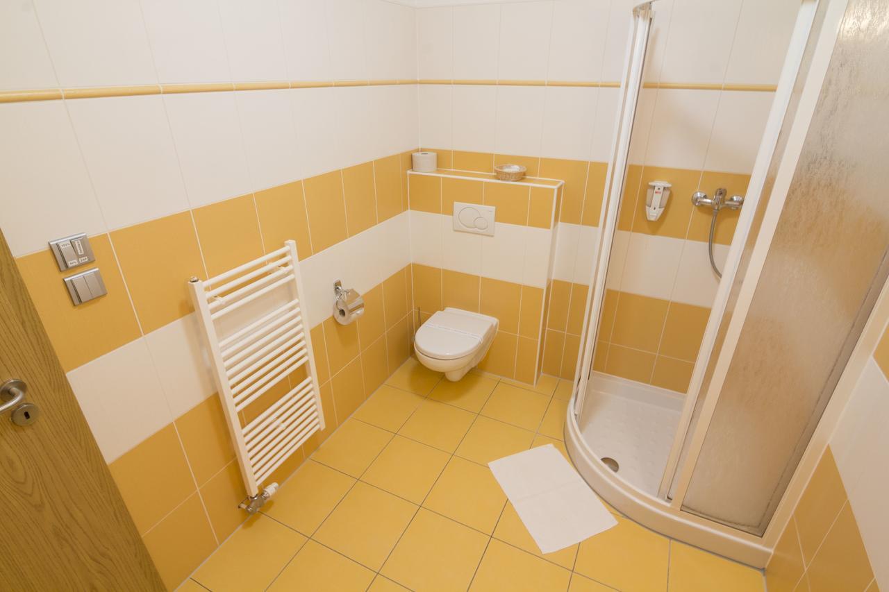 Penzion Maderic Moravský Žižkov Extérieur photo