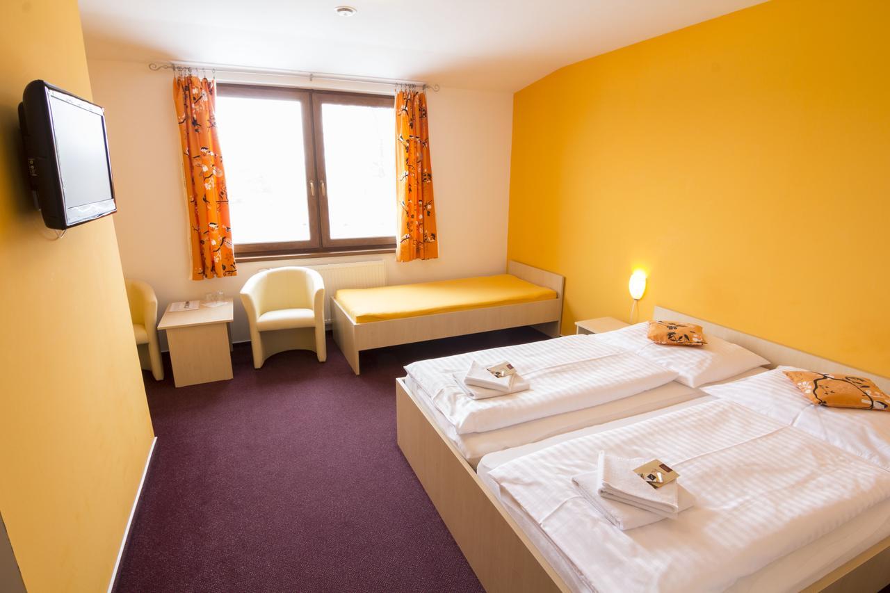 Penzion Maderic Moravský Žižkov Extérieur photo
